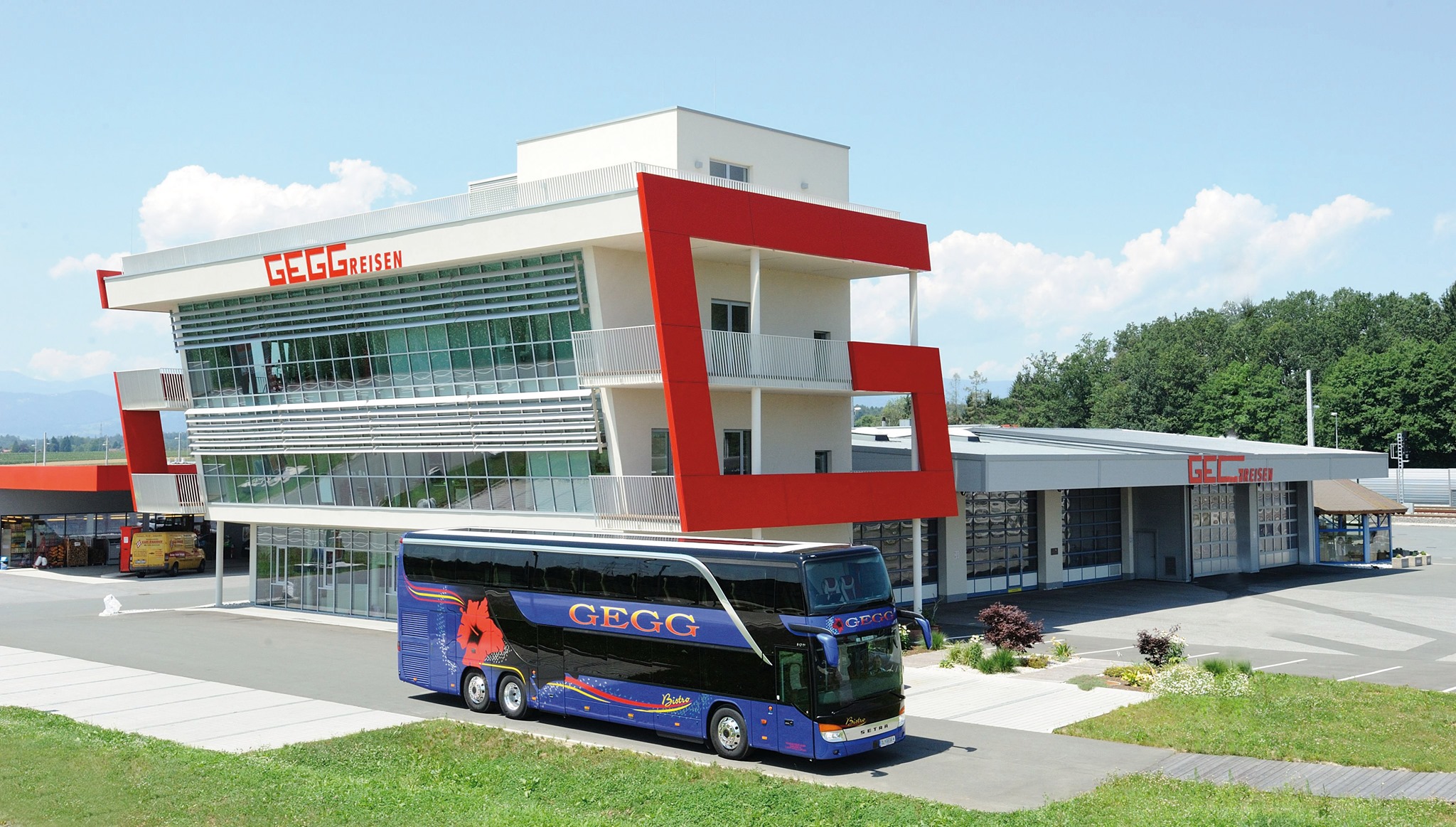 Reisebüro Gegg – Luxus-Bistro-Bus